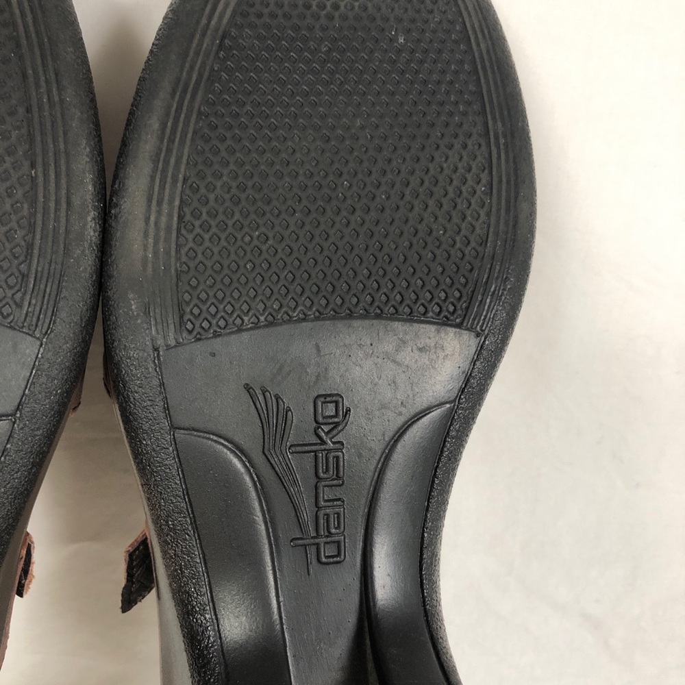 Dansko Sandals Women’s Size 39 Brown Tooled Leather Strappy Comfort Clogs Nurse. - Picture 11 of 11